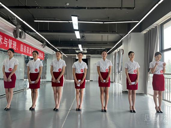 济南空乘艺考培训学校排名