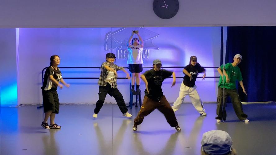 doshop舞蹈培训班