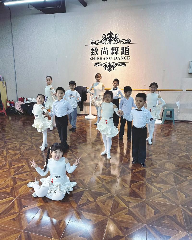 青岛cbd少儿舞蹈学校