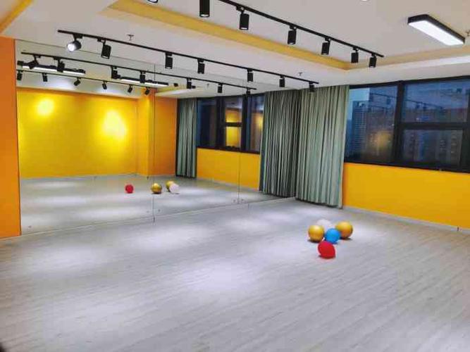 长沙阳光100舞蹈培训