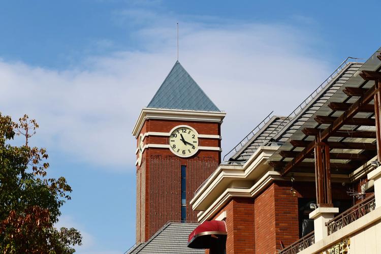 达姆斯塔特音乐艺术学院