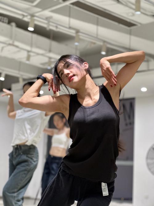 jazz 舞蹈表情管理