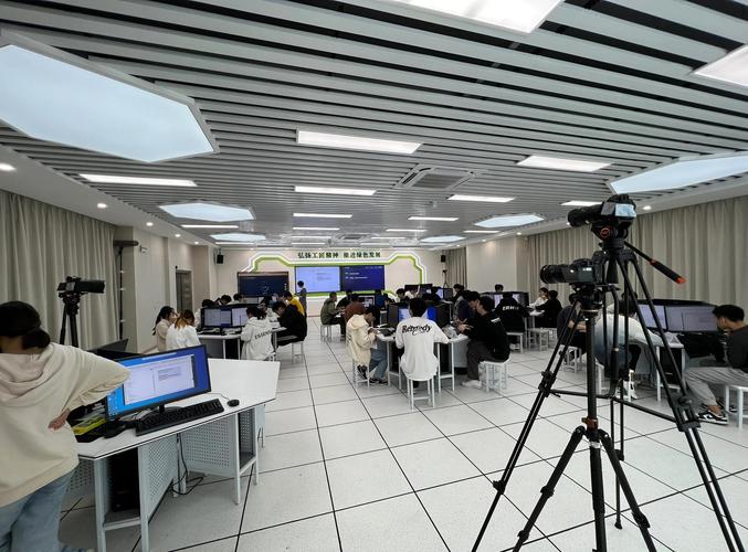 陕西播音编导艺考培训班