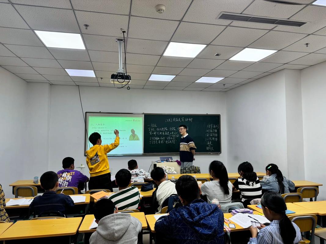 椒江播音主持艺考培训班