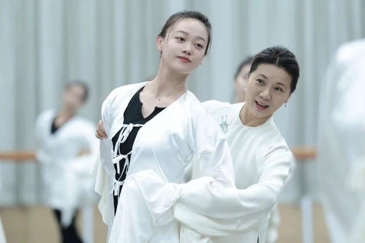 北京舞蹈学院古典舞老师