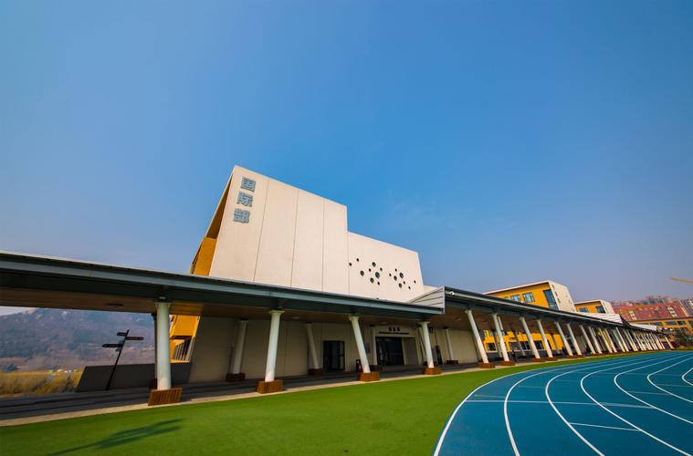 青岛最大的美术培训学校