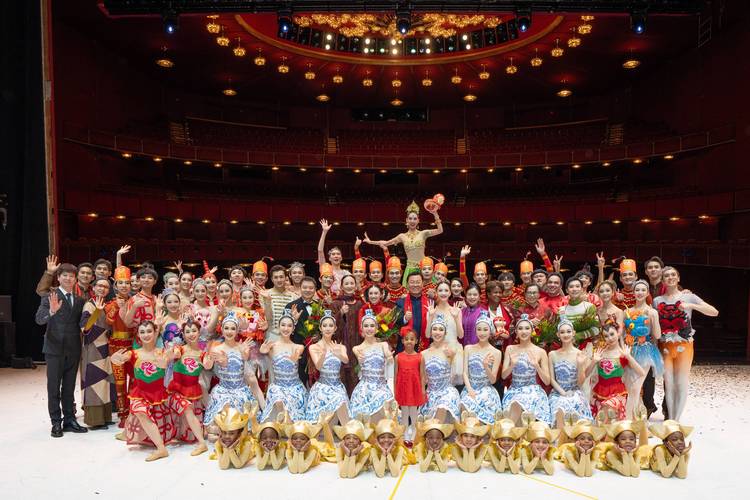 美国舞蹈包括什么条件