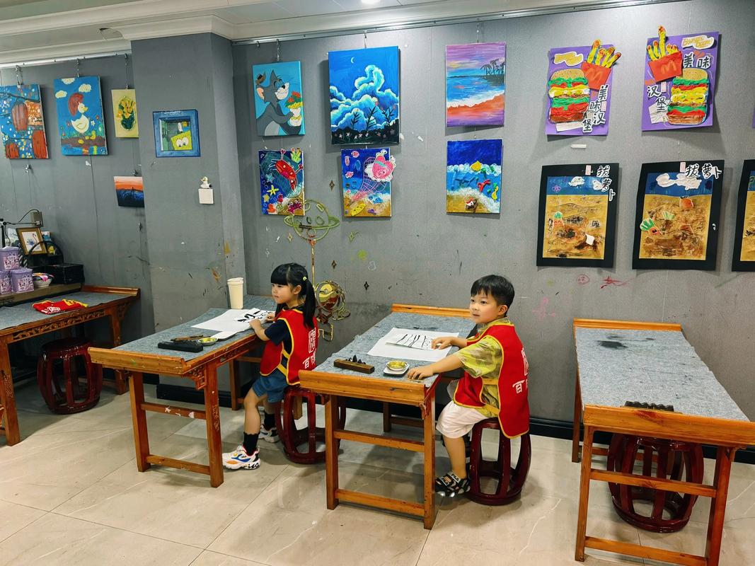 东方娃娃美术培训 徐州