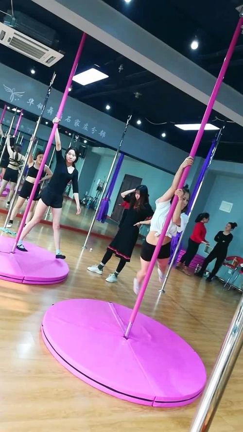 华翎wawa舞蹈学校