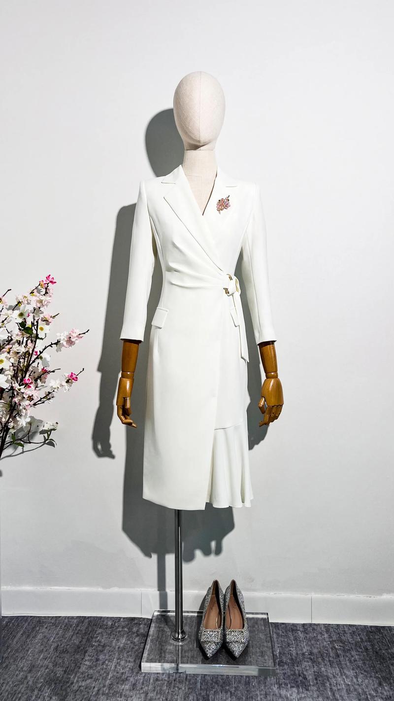 播音主持艺考服装怎么选