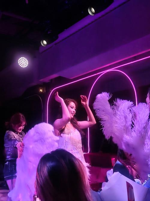 酒吧火辣性感舞蹈视频