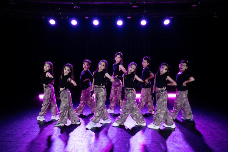 少儿街舞考级舞蹈视频