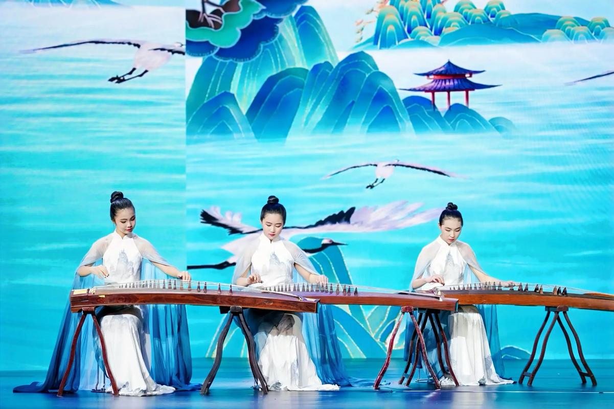 曲靖龙凤古筝音乐会视频