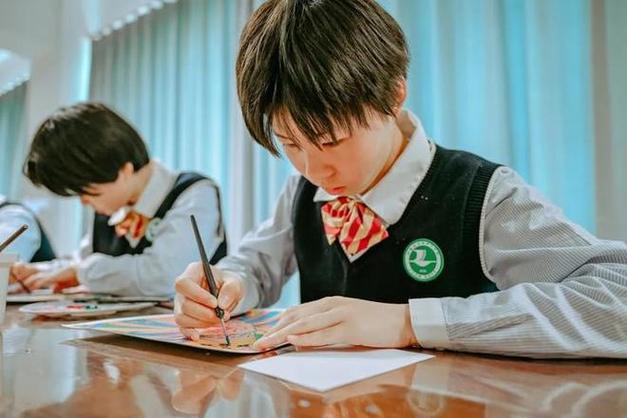 济南二中是艺考多少人