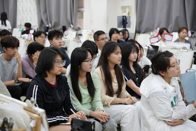 沧州第二中学有艺考班