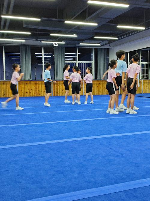 深圳和平健身舞蹈学校