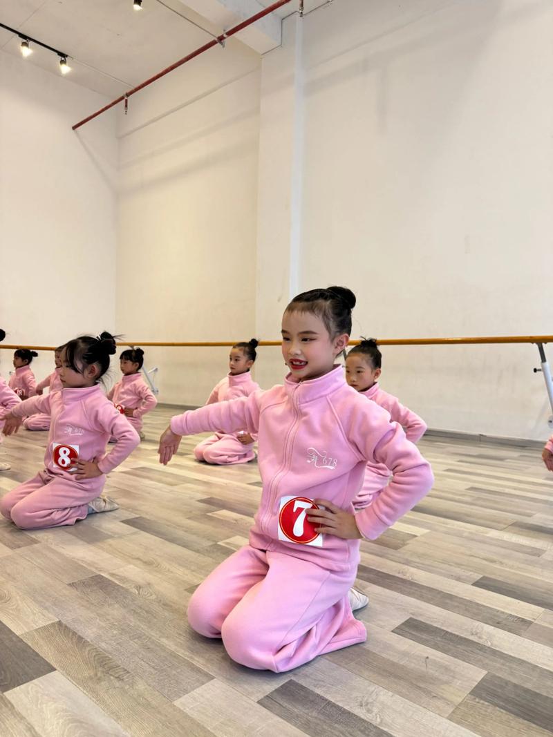 长治新星舞蹈老师考核