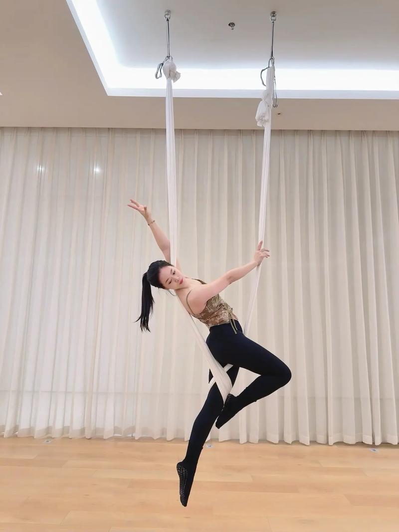 淮北天姿空中舞蹈瑜伽