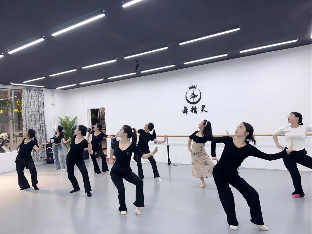 西安舞蹈学校成人招生