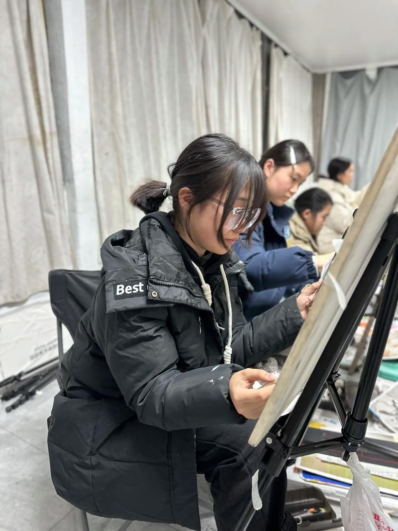 湖州初中哪个有美术生