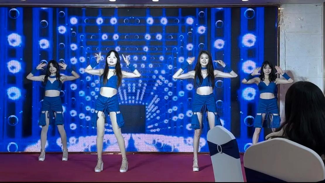 礼仪东方舞蹈视频下载