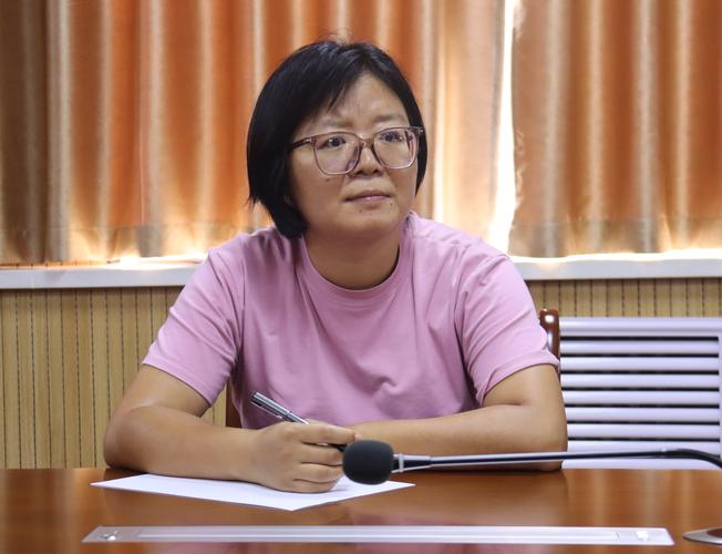 甘肃特岗中学美术教师