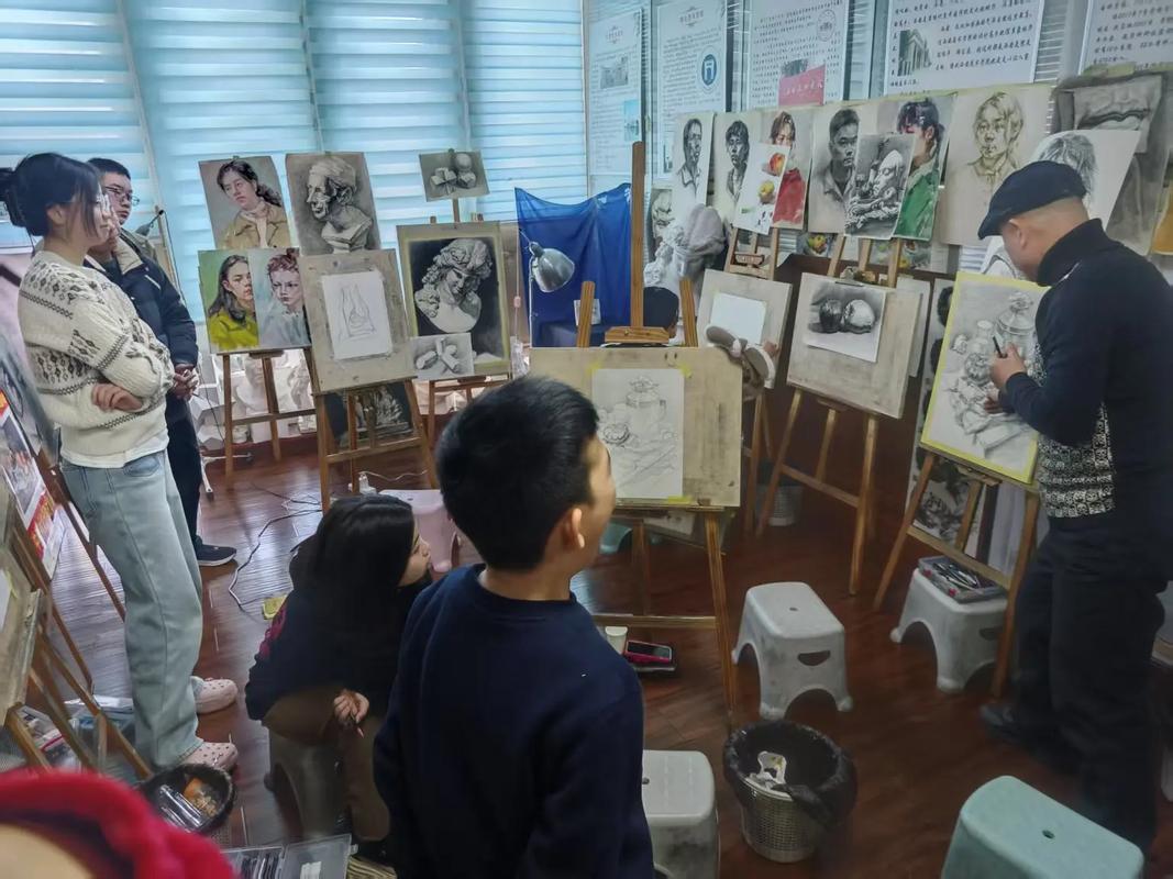 郑州教师美术培训中心