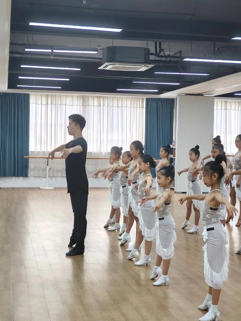 艺考拉丁舞哪里集训好