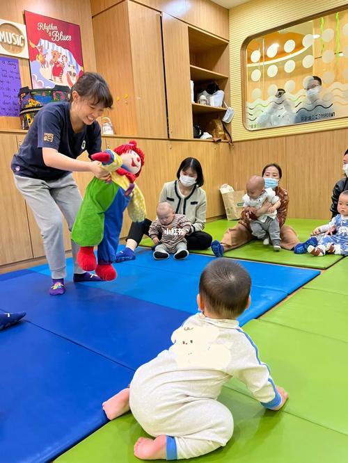 金宝贝艺术课和音乐课