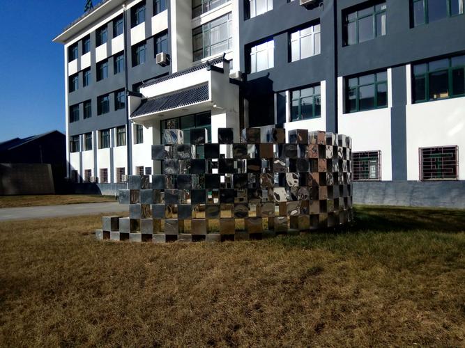 言志八一美术学校图片