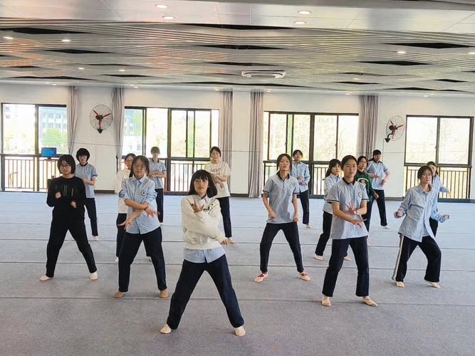 杭州浙江团校舞蹈培训