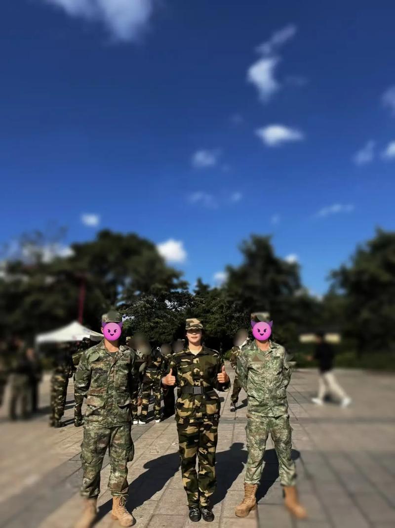 云南工艺美术学校出差