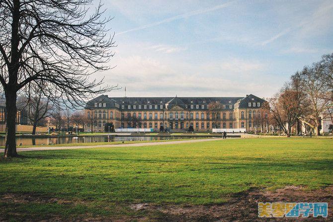 斯图加特音乐艺术学院