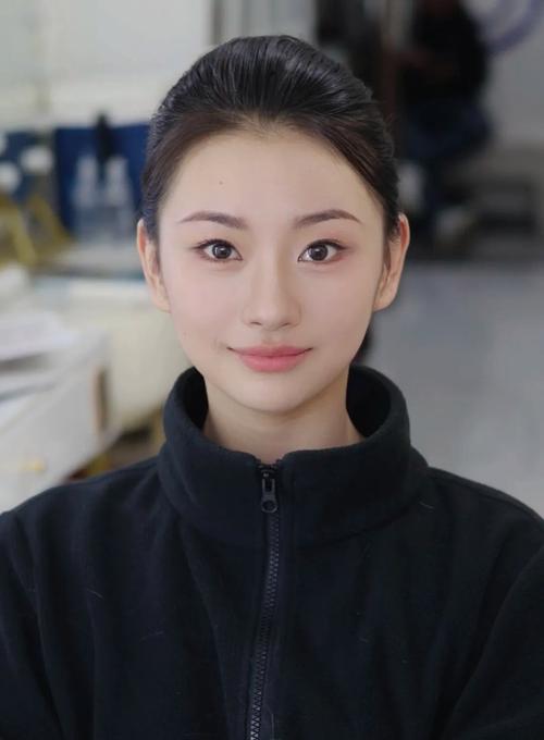 艺考面试不能穿新衣服