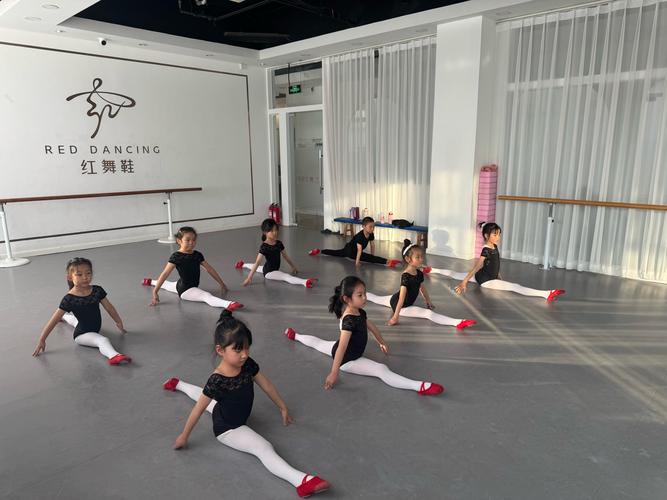 青岛儿童舞蹈培训学校