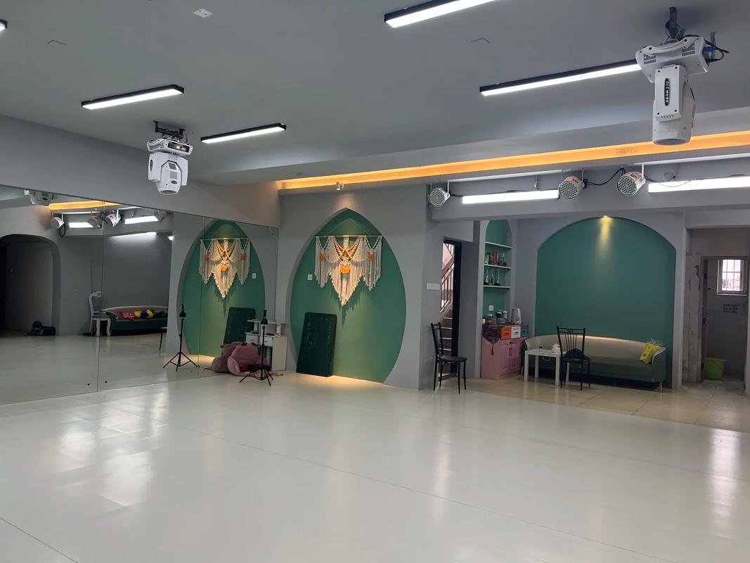 南宁培训机构舞蹈收费