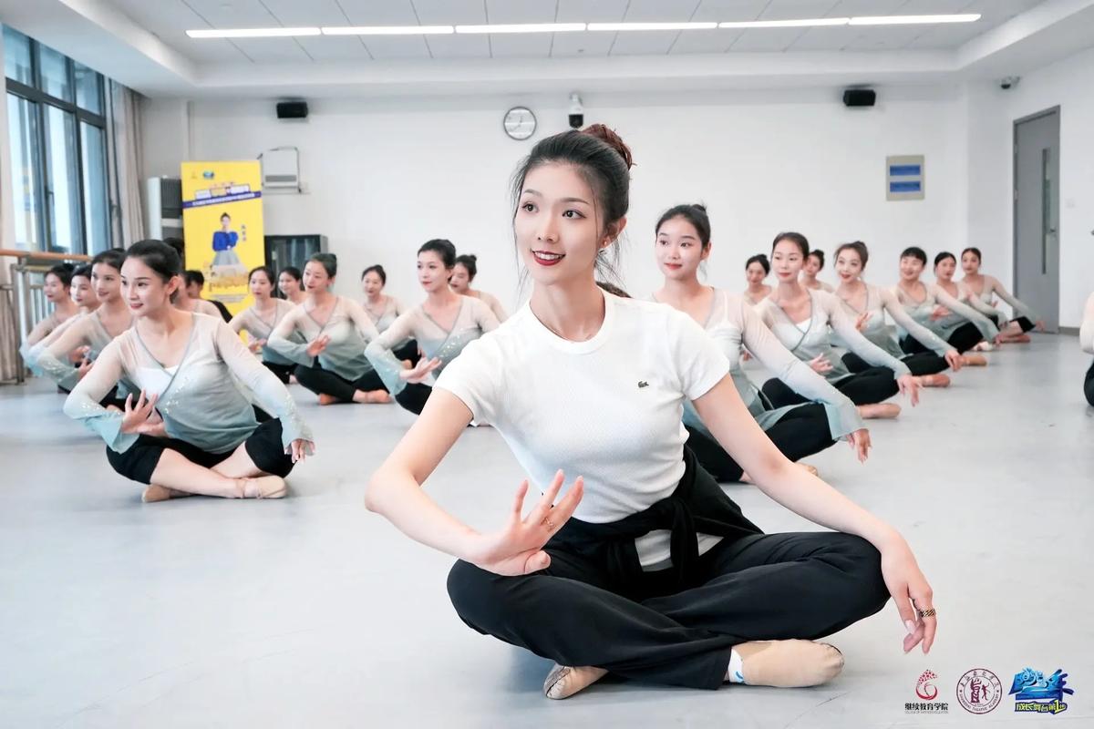 学舞蹈艺考好找工作吗