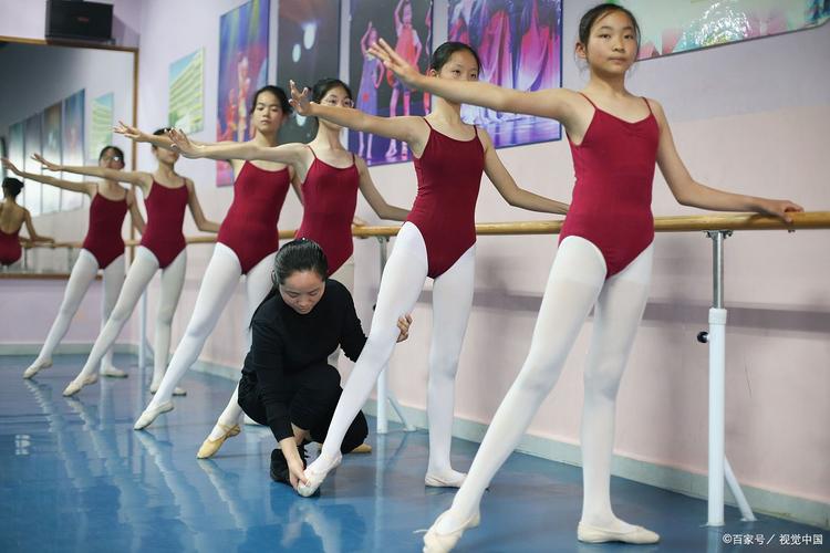 初中毕业想去舞蹈学校