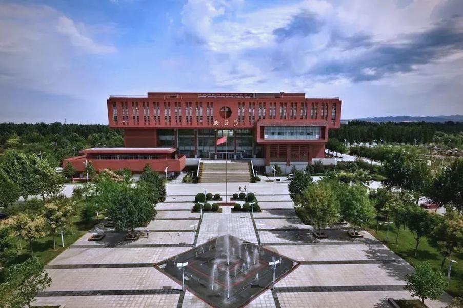 山东传媒职业学院美术