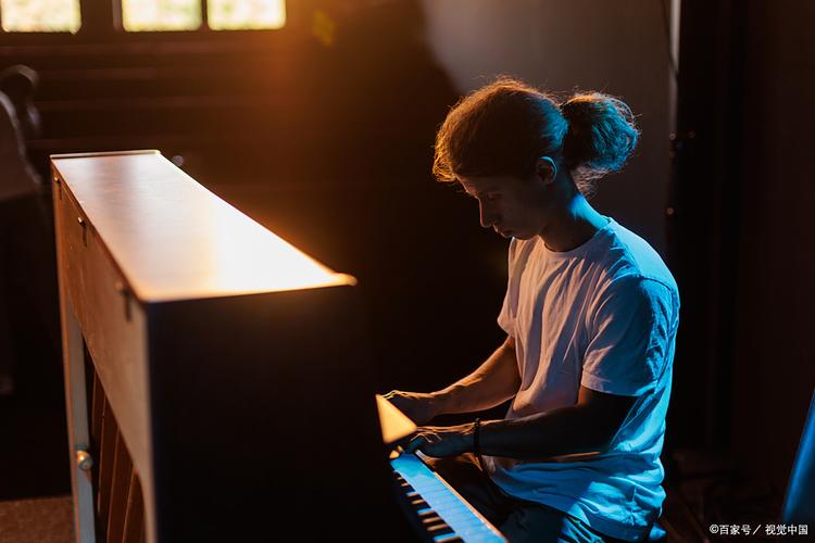 广州星海音乐学院苏吉