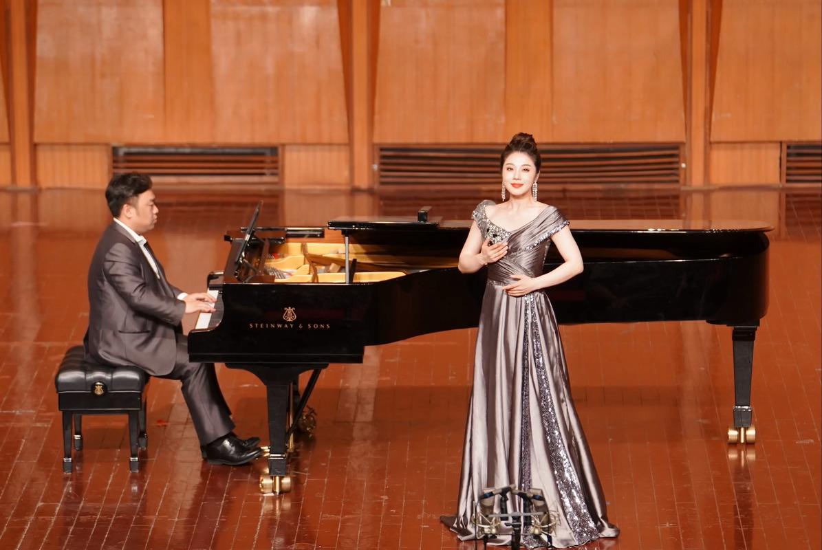 四川音乐附中招生老师