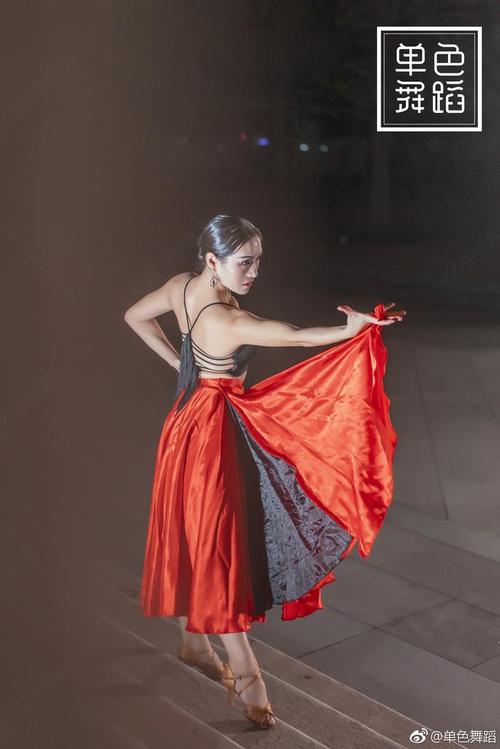 深圳舞蹈教练小城故事