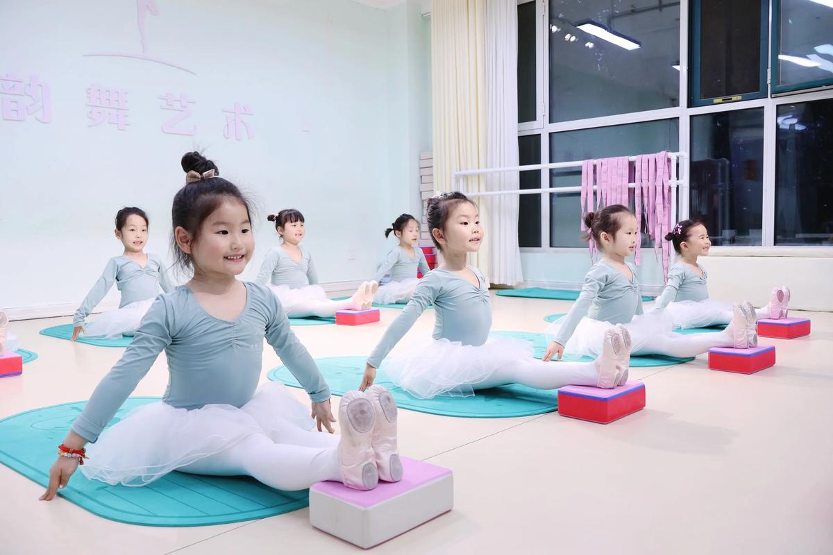 沂南少儿舞蹈培训学校
