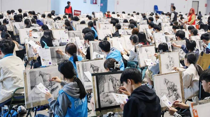 山西美术艺考生的场景