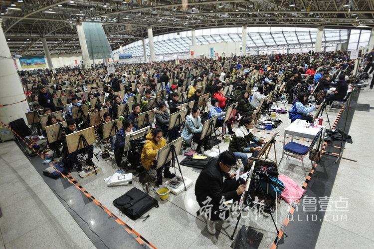 艺考 数千人同时作画