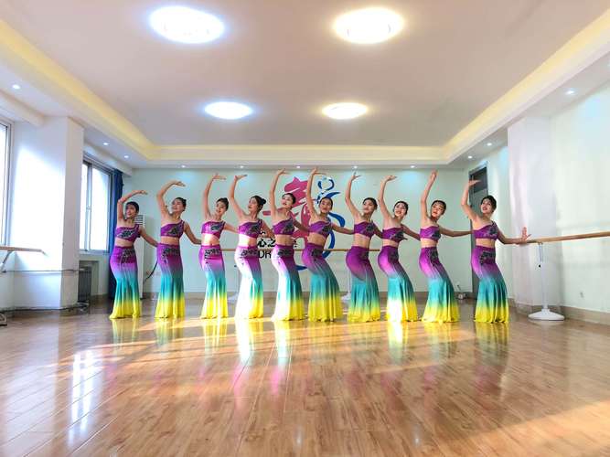 济南哪个舞蹈学校最好